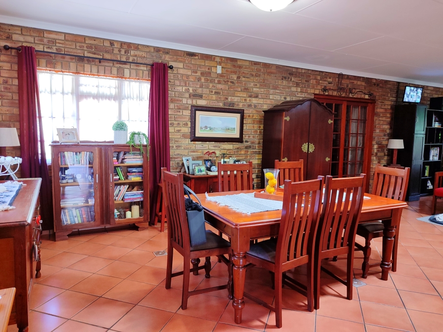 3 Bedroom Property for Sale in Wilkoppies North West